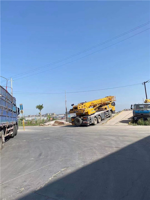 普陀区25吨吊车的租赁价格大概是多少？