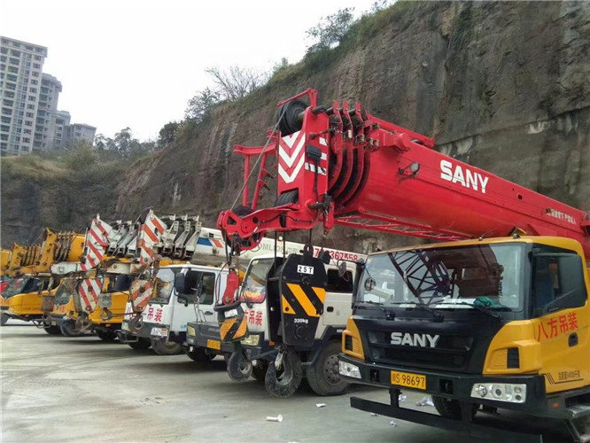 普陀区吊车出租按什么计费？台班费、单次费、里程费怎么算？